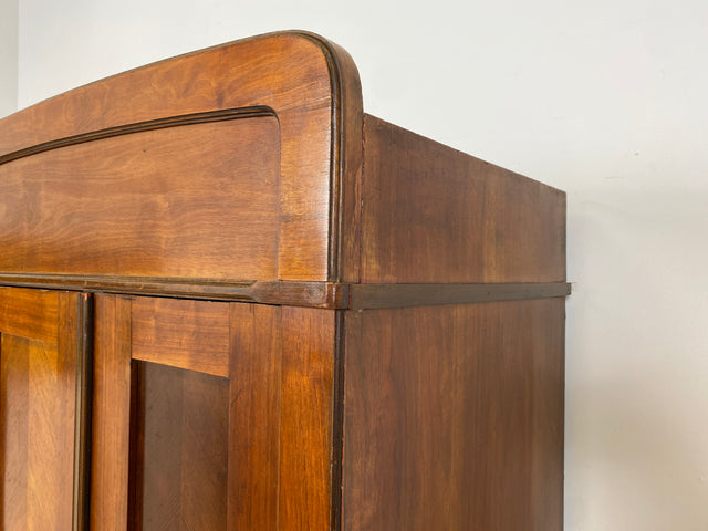 WMK # Formschöner antiker Kleiderschrank aus vollem Holz in Nußbaum, um 1910 # Schrank Vertiko Schlafzimmerschrank Flurschrank Dielenschrank Bauernschrank Wardrobe Spiegel Jugendstil Art Deco Vintage