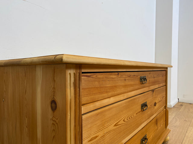 WMK # Wunderschöne antike Kommode aus vollem Holz mit großen Schubladen # Schubladenkommode Schrank Truhe Sideboard Wäschekommode Wäschetruhe Chest Anrichte Biedermeier Landhaus Weichholz Vintage