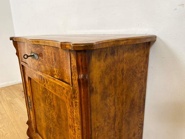 WMK I Wunderschöne kleine antike Kommode aus vollem Holz mit Schublade und in edlem Flammenfurnier I Schrank Flurkommode Wäschekommode Cabinet Konsole Biedermeier Vintage Berlin Stuttgart Düsseldorf