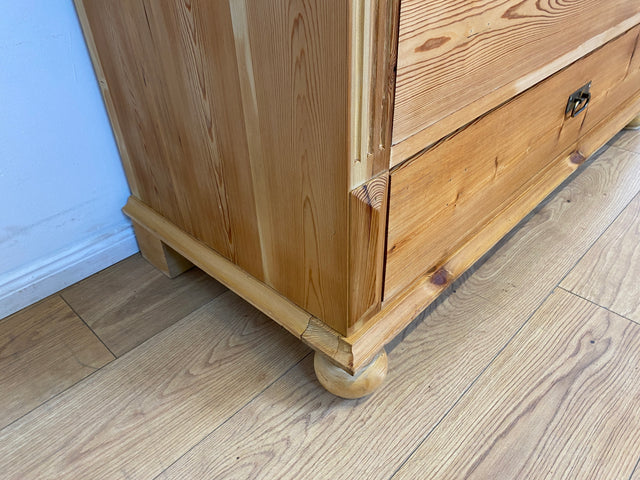 WMK # Wunderschöne antike Kommode aus vollem Holz mit großen Schubladen # Schubladenkommode Schrank Truhe Sideboard Wäschekommode Wäschetruhe Chest Anrichte Biedermeier Landhaus Weichholz Vintage