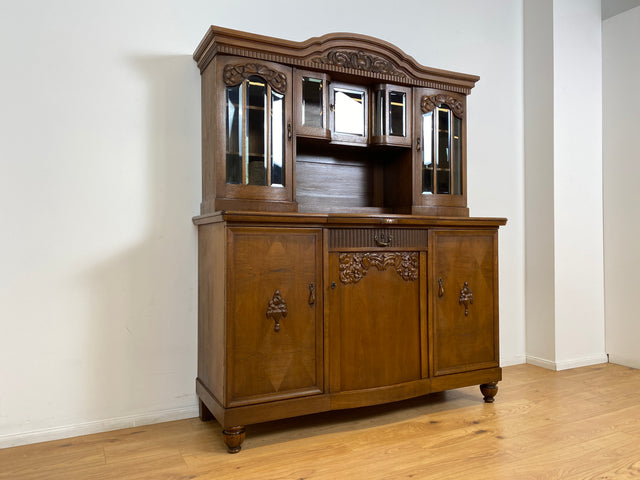 WMK # Imposante & sehr gut erhaltene antike Anrichte aus vollem Holz mit Messingbeschlägen und Holzapplikationen # Küchenanrichte Kredenz Buffet Büfett Geschirrschrank Vitrine Küche Jugendstil Vintage