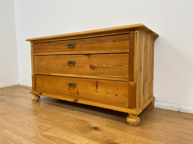WMK # Wunderschöne antike Kommode aus vollem Holz mit großen Schubladen # Schubladenkommode Schrank Truhe Sideboard Wäschekommode Wäschetruhe Chest Anrichte Biedermeier Landhaus Weichholz Vintage