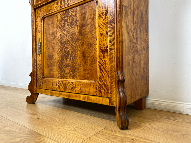 WMK I Wunderschöne kleine antike Kommode aus vollem Holz mit Schublade und in edlem Flammenfurnier I Schrank Flurkommode Wäschekommode Cabinet Konsole Biedermeier Vintage Berlin Stuttgart Düsseldorf
