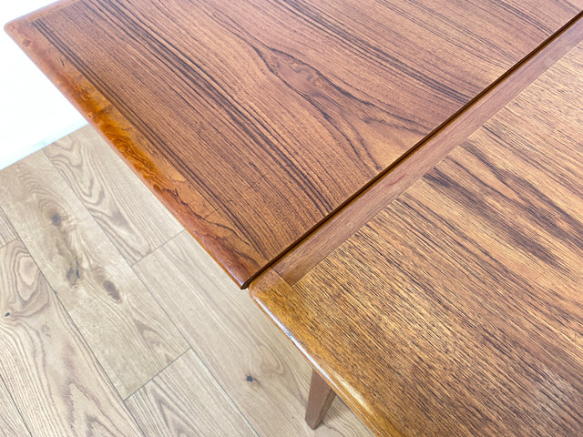 WMK I Stilvoller ausziehbarer skandinavischer Mid-Century Designer Esstisch von Aulum Møbelfabrik in Teakholz I Tisch Holztisch Ausziehtisch Dining Table Danish Design Vintage Teak Berlin Dresden Köln