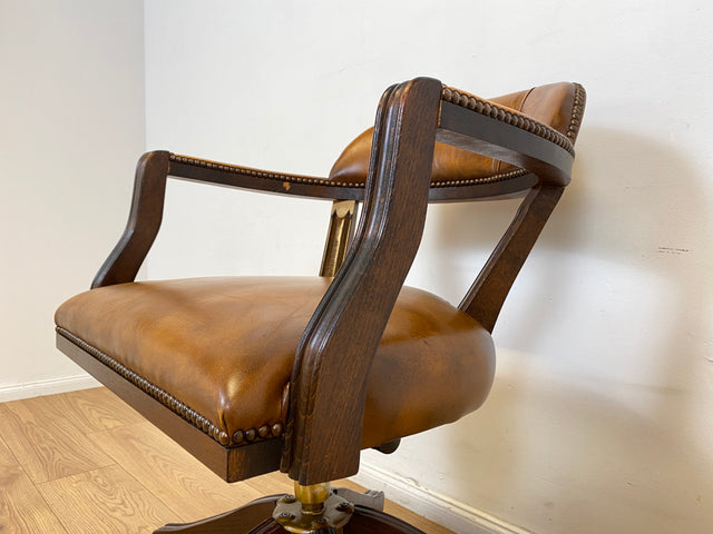WMK I Stilvoller und sehr rarer Art Deco Schreibtischstuhl mit cognacbraunem Leder, neig- und höhenverstellbar I Drehstuhl Drehsessel Sessel Chefsessel Stuhl Office Chair Antik Vintage 20er 30er Leder
