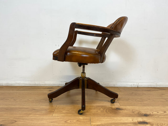 WMK I Stilvoller und sehr rarer Art Deco Schreibtischstuhl mit cognacbraunem Leder, neig- und höhenverstellbar I Drehstuhl Drehsessel Sessel Chefsessel Stuhl Office Chair Antik Vintage 20er 30er Leder
