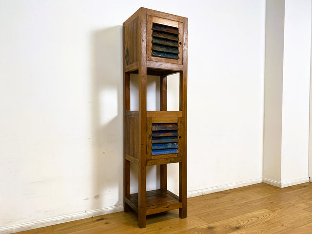 Boatwood by WMK I Besonderes Regal mit Lamellentüren I Handmade Unikat aus altem Bootsholz I Teakholz massiv I Holzregal Bücherregal Bücherschrank Küchenregal Badschrank Badregal Flurregal Berlin Kiel