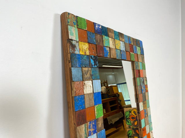 Boatwood by WMK # Einzigartiger 65x200cm großer Wandspiegel aus altem Bootsholz, ein handgefertigtes Unikat in Originalfarben # bunter Spiegel Flurspiegel Standspiegel Mirror Treibholz Bootsmöbel