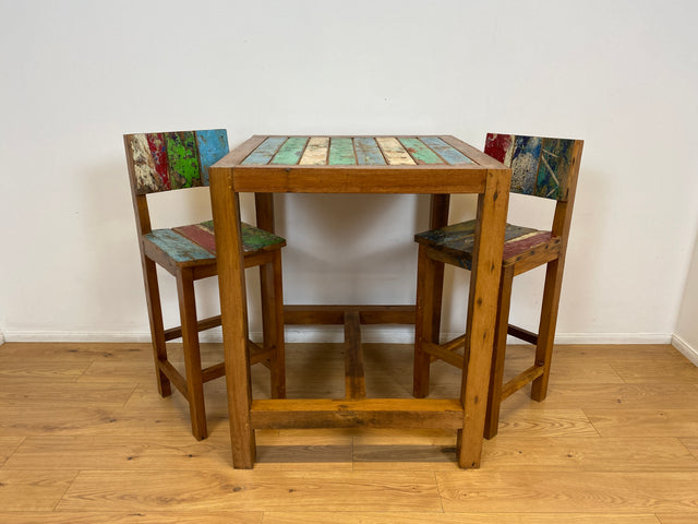 Boatwood by WMK I 1/3 Schöner bunter Barhocker I ein handmade Unikat aus altem Bootsholz l Teakholz massiv I Hocker Sitzhocker Küchenstuhl Holzstuhl Stuhl Bar Stool Hausbar Gastro Berlin Rostock Sylt