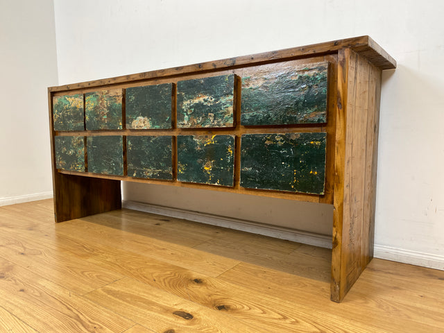 Boatwood by WMK I Einzigartige Anrichte aus altem Bootsholz in Originalfarben I handgefertigtes Unikat I Teakholz massiv I mit Schubladen I Schrank Kommode Sideboard Küchen Wäsche Apotheker Bootsmöbel