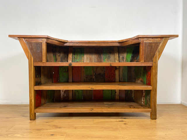 Boatwood by WMK I Einzigartige Bar aus altem Bootsholz I handgefertigtes Unikat in Originalfarben der Boote I Teakholz massiv I Hausbar Theke Cafe Bar Strand Beach Gastro Hotel Möbel Berlin Sylt Usedo