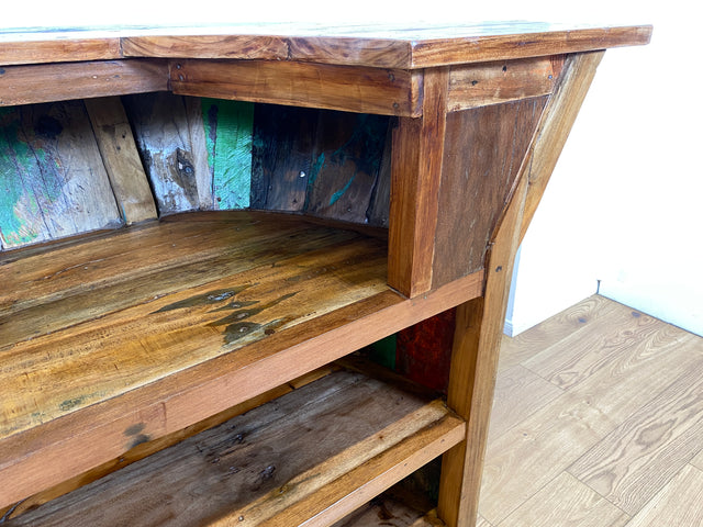 Boatwood by WMK I Einzigartige Bar aus altem Bootsholz I handgefertigtes Unikat in Originalfarben der Boote I Teakholz massiv I Hausbar Theke Cafe Bar Strand Beach Gastro Hotel Möbel Berlin Sylt Usedo