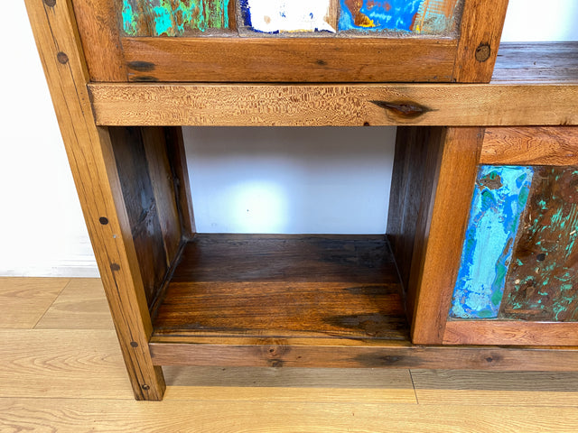 Boatwood by WMK # Einzigartiges Bücherregal mit Schiebetüren I Handmade Unikat aus altem Bootsholz I Teakholz massiv # Bücherschrank Regal Highboard Holzregal Küchenregal Raumtrenner Loft Kiel Hamburg