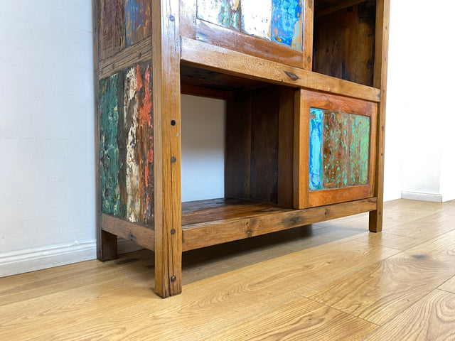 Boatwood by WMK # Einzigartiges Bücherregal mit Schiebetüren I Handmade Unikat aus altem Bootsholz I Teakholz massiv # Bücherschrank Regal Highboard Holzregal Küchenregal Raumtrenner Loft Kiel Hamburg