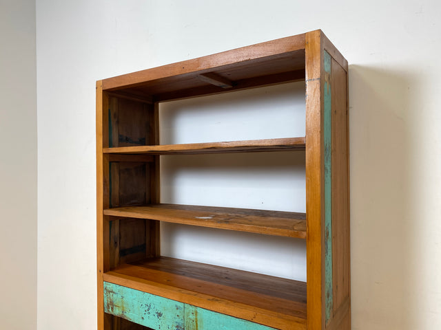 Boatwood by WMK I Nachhaltiges handgefertigtes Bücherregal aus altem Bootsholz I Teakholz massiv I Bücherschrank Regal Highboard Holzregal Küchenregal Raumtrenner Loft Bootsmöbel I Berlin Rostock Köln