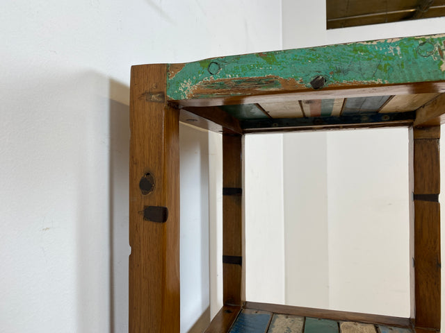 Boatwood by WMK I Einzigartiges schmales Regal aus altem Bootsholz in Originalfarben I Teakholz massiv I Holzregal Bücherregal Bücherschrank Küchenregal Badschrank Badregal Flurregal Berlin Kiel Bonn