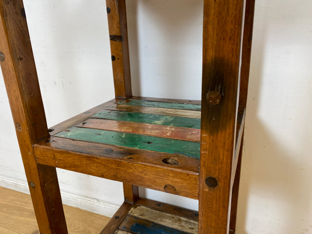 Boatwood by WMK I Einzigartiges schmales Regal aus altem Bootsholz in Originalfarben I Teakholz massiv I Holzregal Bücherregal Bücherschrank Küchenregal Badschrank Badregal Flurregal Berlin Kiel Bonn