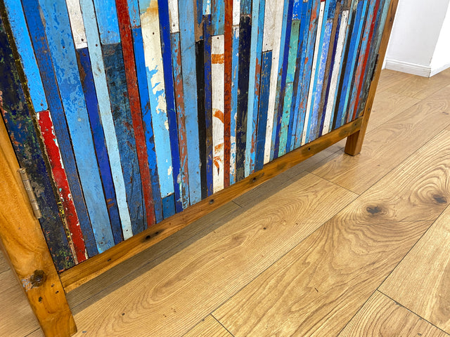 Boatwood by WMK I Einzigartiger Schrank aus altem Bootsholz I handgefertigtes Unikat I Teakholz massiv I Highboard Kleiderschrank Wäscheschrank Sideboard Kommode Schuhschrank Berlin Rostock Bayern