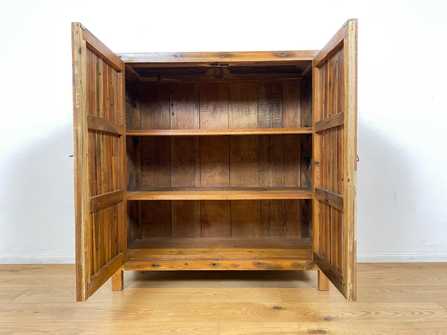 Boatwood by WMK I Einzigartiger Schrank aus altem Bootsholz I handgefertigtes Unikat I Teakholz massiv I Highboard Kleiderschrank Wäscheschrank Sideboard Kommode Schuhschrank Berlin Rostock Bayern