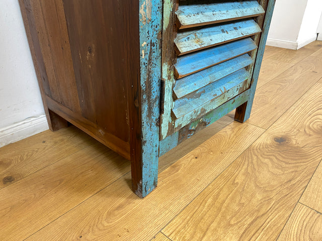 Boatwood by WMK I Besonderer Schrank aus altem Bootsholz in meeresblauer Originalfarbe mit Lamellentür I handgefertigtes Unikat I Highboard Küchenschrank Schuhschrank Bücherschrank Wäscheschank Loft