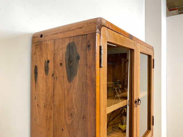 Boatwood by WMK # Einzigartige Vitrine aus altem Bootsholz, ein handgefertigtes Unikat aus massivem Teakholz # Regal Bücherregal Bücherschrank Highboard Geschirrschrank Küchenschrank Schrank Rostock