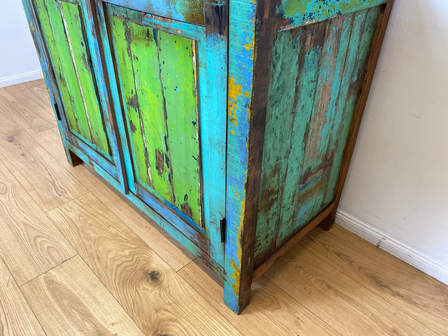 Boatwood by WMK I Besonders schöne Vitrine aus altem Bootsholz, ein handgefertigtes Unikat aus massivem Teakholz I Schrank Regal Highboard Bücher Geschirr Wäsche Kleider Küchen Berlin Rostock Duisburg