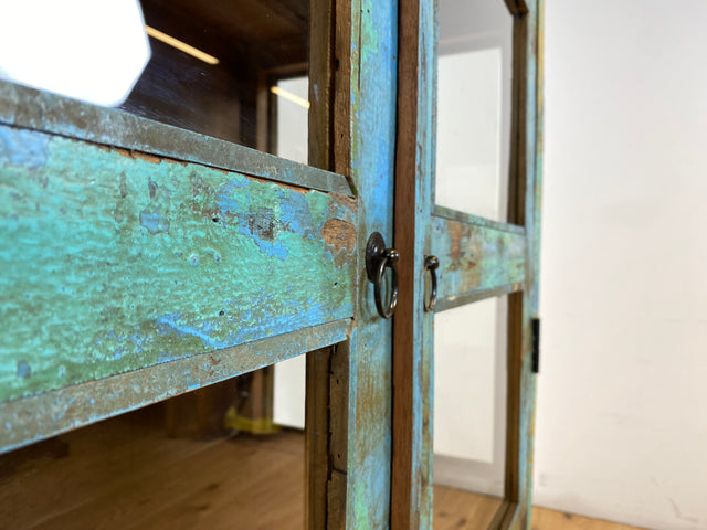 Boatwood by WMK I Besonders schöne Vitrine aus altem Bootsholz, ein handgefertigtes Unikat aus massivem Teakholz I Schrank Regal Highboard Bücher Geschirr Wäsche Kleider Küchen Berlin Rostock Duisburg