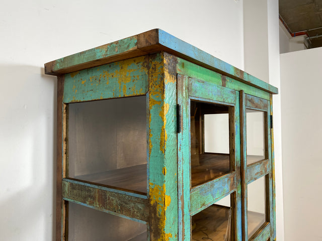 Boatwood by WMK I Besonders schöne Vitrine aus altem Bootsholz, ein handgefertigtes Unikat aus massivem Teakholz I Schrank Regal Highboard Bücher Geschirr Wäsche Kleider Küchen Berlin Rostock Duisburg