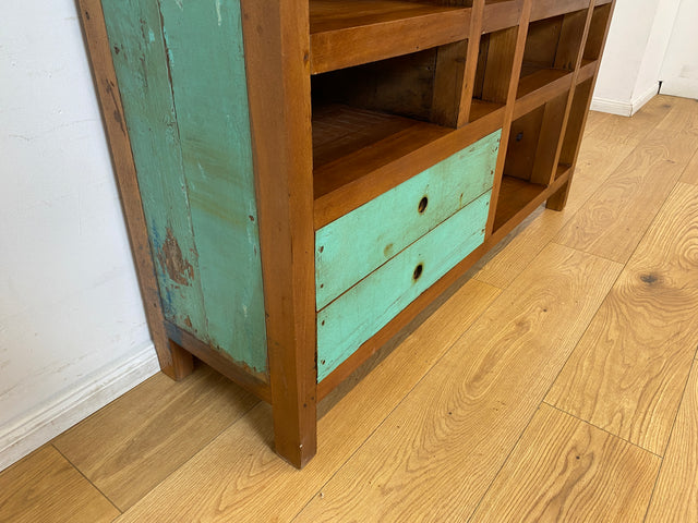 Boatwood by WMK I Einzigartiger Bücherschrank handgefertigt aus altem Bootsholz I Teakholz massiv I Bücherregal Regal Highboard Holzregal Küchenregal Raumtrenner Treibholz I Berlin München Frankfurt