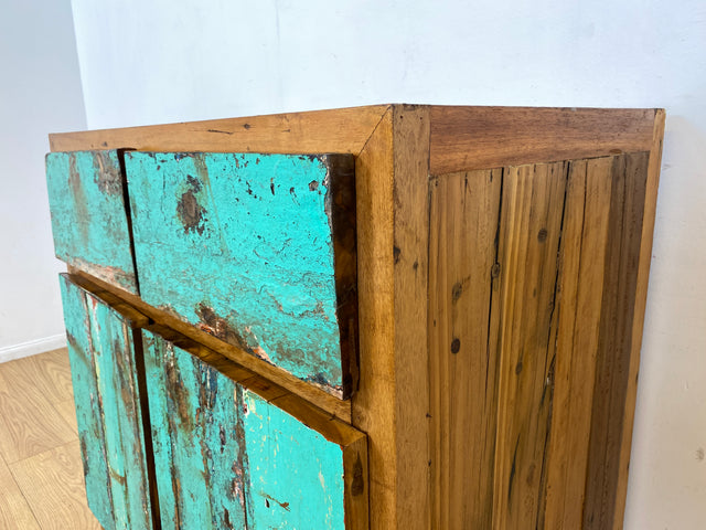 Boatwood by WMK I Wunderschöne handgefertigte Kommode aus altem Bootsholz in in tollem Meerestürkis