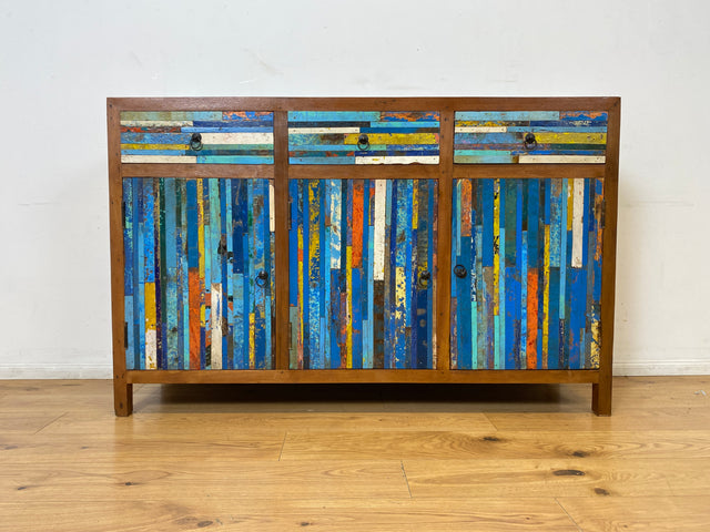 Boatwood by WMK I Einzigartiges handgefertigtes Sideboard aus altem Bootsholz mit Schubladen I Teakholz massiv I Kommode Schrank Anrichte Wäschekommode Schuhschrank Flurschrank I Berlin NRW Stuttgart