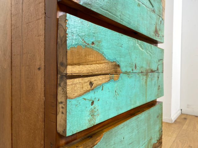Boatwood by WMK I Besondere Kommode handgefertigt aus altem Bootsholz in Originalfarbe mit Schubladen