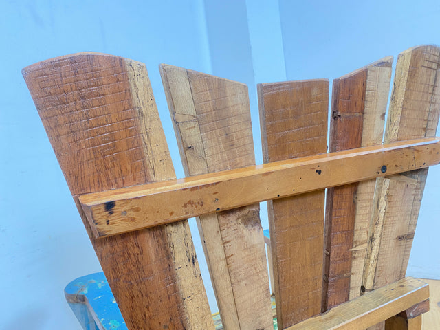 Nachhaltiger Armlehnsessel handgefertigt aus altem Bootsholz in Originalfarben I Sessel Lesesessel Holzsessel Gartensessel Gartenmöbel Balkonmöbel Treibholz I