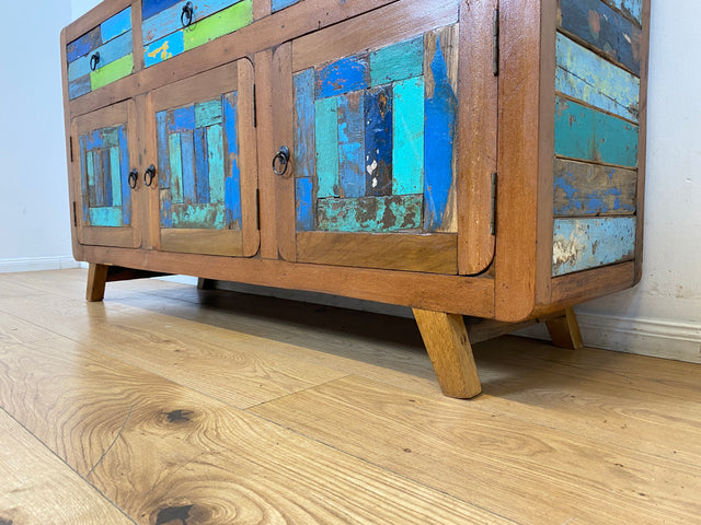 Boatwood by WMK I Nachhaltiges handgefertigtes Sideboard aus altem Bootsholz mit Schubladen I Teakholz massiv I Kommode TV Lowboard Fernsehkommode Wäschekommode Schrank Bootsmöbel Berlin Kiel Bremen