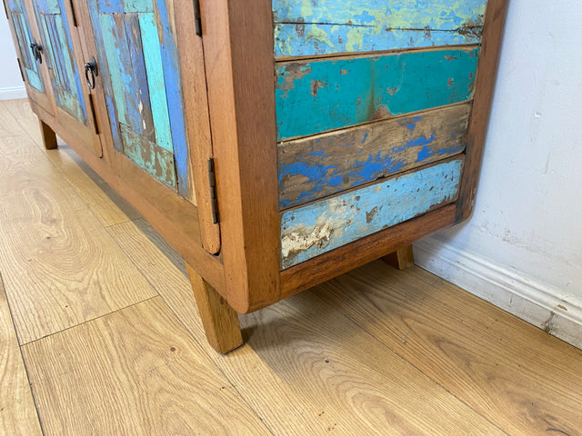 Boatwood by WMK I Nachhaltiges handgefertigtes Sideboard aus altem Bootsholz mit Schubladen I Teakholz massiv I Kommode TV Lowboard Fernsehkommode Wäschekommode Schrank Bootsmöbel Berlin Kiel Bremen