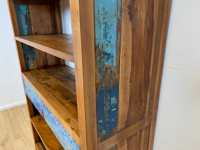 Boatwood by WMK I Handgefertigtes Regal aus altem Bootsholz in Originalfarbe I Teakholz I Holzregal Bücherschrank Bücheregal Highboard Küchenregal Raumtrenner Loft Bootsmöbel I Berlin Bochum Leipzig