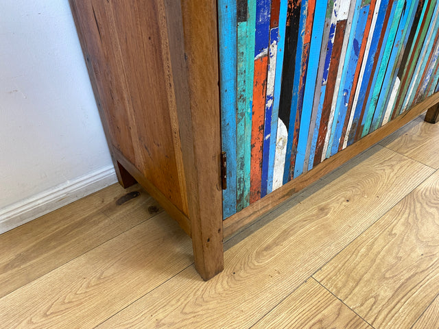 Boatwood by WMK I Großartiger Schrank handgefertigt aus altem Bootsholz in Originalfarben