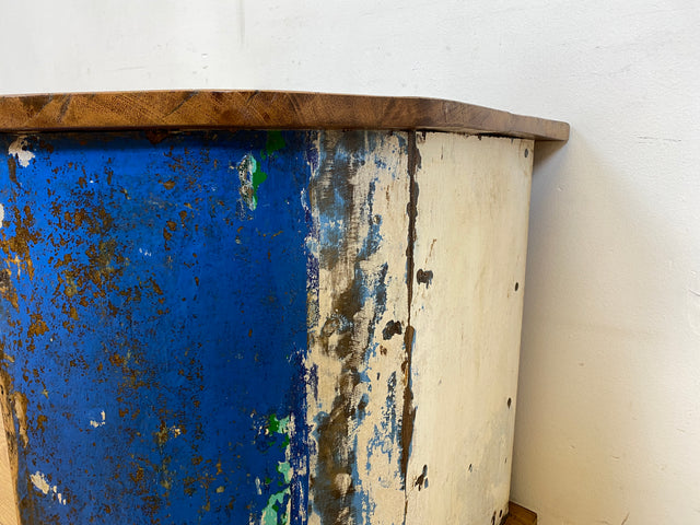 Boatwood by WMK I Besonderes Weinregal für 15 Flaschen handgefertigt aus echtem Fischerboot in Originalfarben I Flaschenregal Regal Beistelltisch Ablage Bootsmöbel Treibholz I Berlin München Hessen