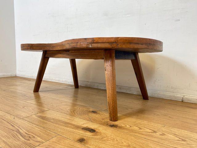 Boatwood by WMK I Formschöner und nachhaltiger bunter Nierentisch aus altem Bootsholz I handgefertigtes Unikat I Teakholz massiv I Couchtisch Wohnzimmertisch Kidney Coffee Table I Berlin Bremen Bayern