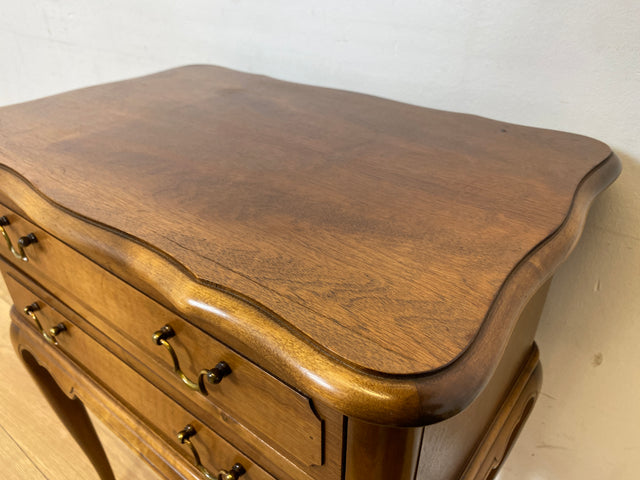 WMK I Elegante Chippendale Kommode mit Messinggriffen I Nähkommode Schubladenkommode Nachttisch Nachtschrank Nachtkommode Nachtschränkchen Beistelltisch Schmuckkasten Vintage Berlin München Ulm