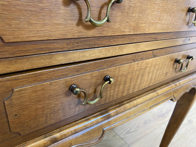 WMK I Elegante Chippendale Kommode mit Messinggriffen I Nähkommode Schubladenkommode Nachttisch Nachtschrank Nachtkommode Nachtschränkchen Beistelltisch Schmuckkasten Vintage Berlin München Ulm