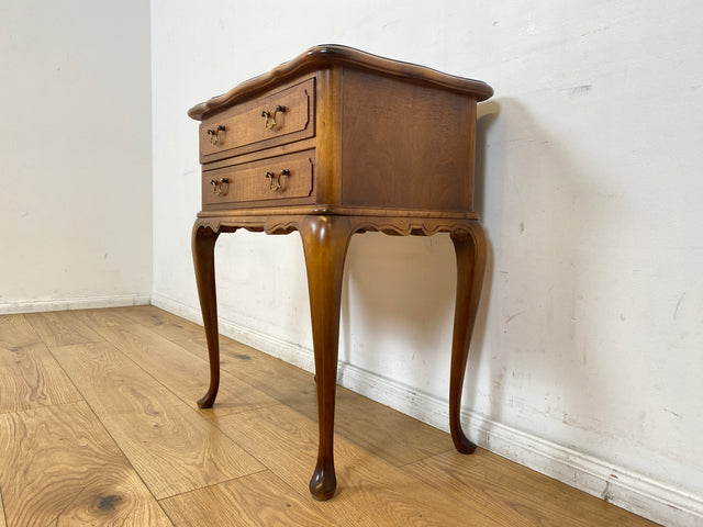 WMK I Elegante Chippendale Kommode mit Messinggriffen I Nähkommode Schubladenkommode Nachttisch Nachtschrank Nachtkommode Nachtschränkchen Beistelltisch Schmuckkasten Vintage Berlin München Ulm