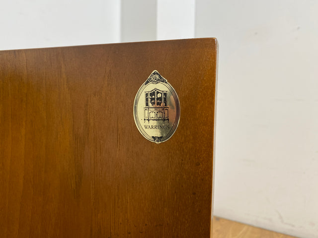 WMK I Hochwertige Chippendale Kommode , früherer Fernsehschrank , von Warrings aus vollem Holz in Nussbaum I Schrank Wäschekommode Wickelkommode Sideboard Stilmöbel Vintage Berlin Dresden Frankfurt