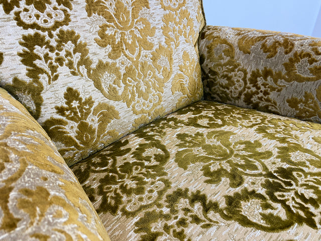 WMK # 1/2 Eleganter, gemütlicher und sehr gut erhaltener Chippendale Sessel mit wunderbarem Brokat Bezug & handverziertem Holzrahmen # Lesesessel Armchair Sitzgarnitur Stilmöbel Barock Rokoko Vintage