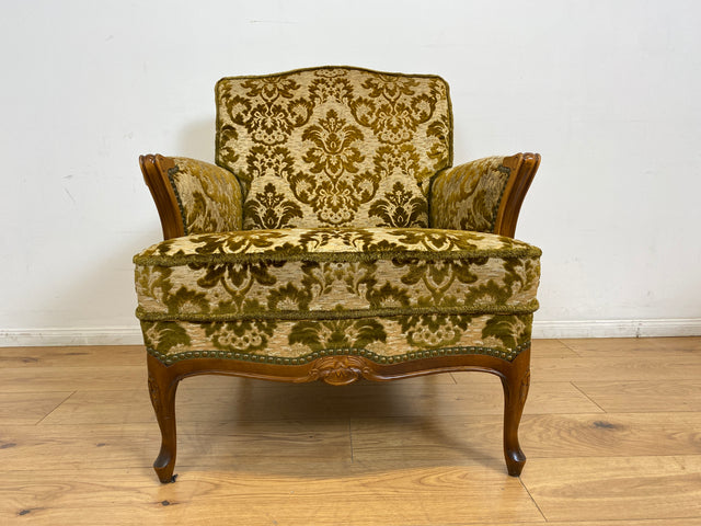 WMK # 1/2 Eleganter, gemütlicher und sehr gut erhaltener Chippendale Sessel mit wunderbarem Brokat Bezug & handverziertem Holzrahmen # Lesesessel Armchair Sitzgarnitur Stilmöbel Barock Rokoko Vintage