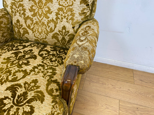 WMK # 1/2 Eleganter, gemütlicher und sehr gut erhaltener Chippendale Sessel mit wunderbarem Brokat Bezug & handverziertem Holzrahmen # Lesesessel Armchair Sitzgarnitur Stilmöbel Barock Rokoko Vintage