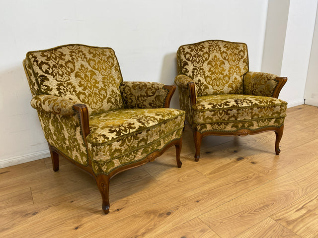 WMK # 1/2 Eleganter, gemütlicher und sehr gut erhaltener Chippendale Sessel mit wunderbarem Brokat Bezug & handverziertem Holzrahmen # Lesesessel Armchair Sitzgarnitur Stilmöbel Barock Rokoko Vintage