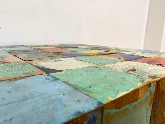 Boatwood by WMK I Einzigartiger Couchtisch aus altem Bootsholz, ein handgefertigtes Unikat aus massivem Teakholz in Originalfarben der Boote I bunter Wohnzimmertisch Sofatisch Coffee Table Bootsmöbel