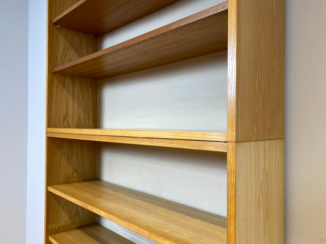 WMK I Heller Designer Bücherschrank 605 von Bruno Knoblauch für VEB Hellerau aus 1968 in Esche I Bücherregal Regal Highboard Regalwand Stringregal Kommode Mid-Century Vintage DDR I Berlin Köln Hamburg