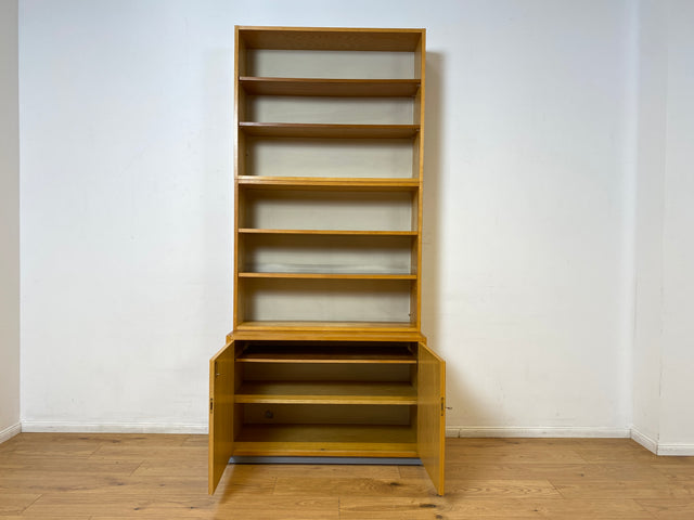 WMK I Heller Designer Bücherschrank 605 von Bruno Knoblauch für VEB Hellerau aus 1968 in Esche I Bücherregal Regal Highboard Regalwand Stringregal Kommode Mid-Century Vintage DDR I Berlin Köln Hamburg